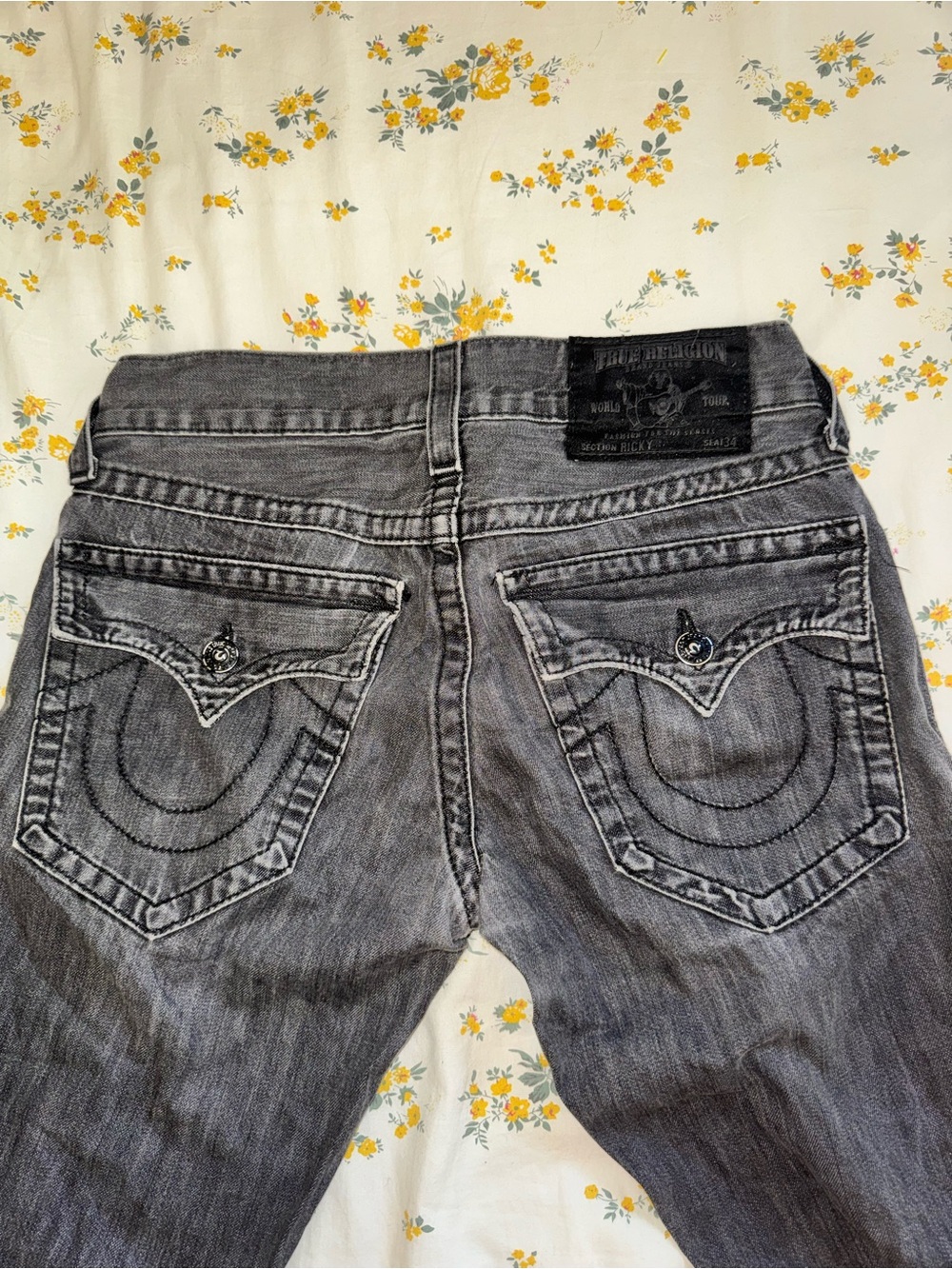 Y2K True Religion Grey Washed Back Pocket Jeans